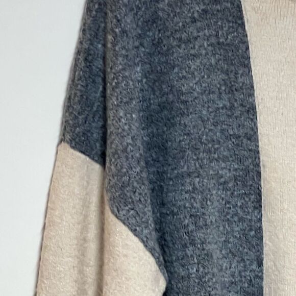 Adyson Parker Color Block Puff Sleeve Sweater oversized Sz XS - Picture 5 of 9